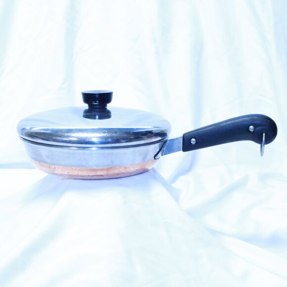 Revere Ware 1801 Copper Bottom 8 Inch Frypan With Lid - Riverside, CAL - Picture 3 of 15